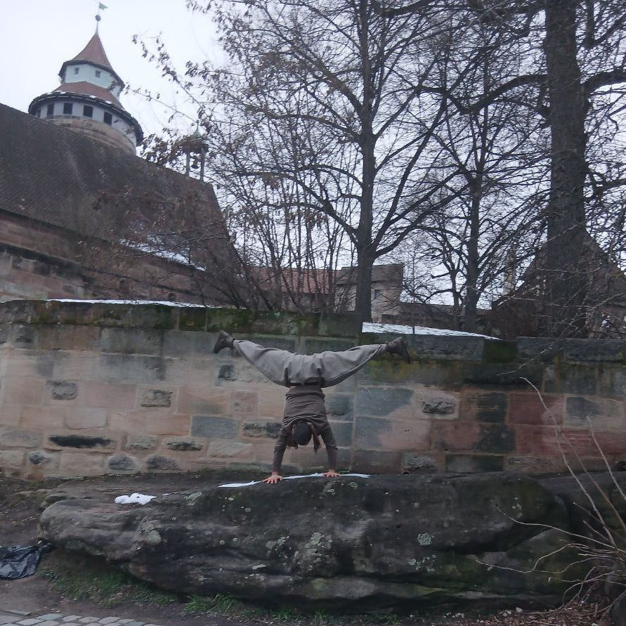 Ökologische robuste Pumphose Aladinhose Haremshose Sarouelhose Naturfarben